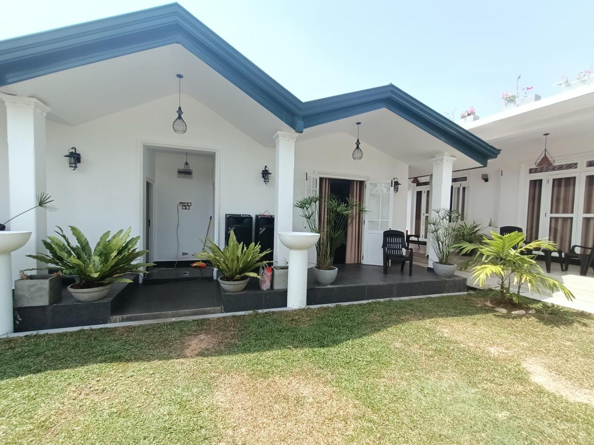 The Bamboo Tree Transit Hotel Katunayaka Ngoại thất bức ảnh