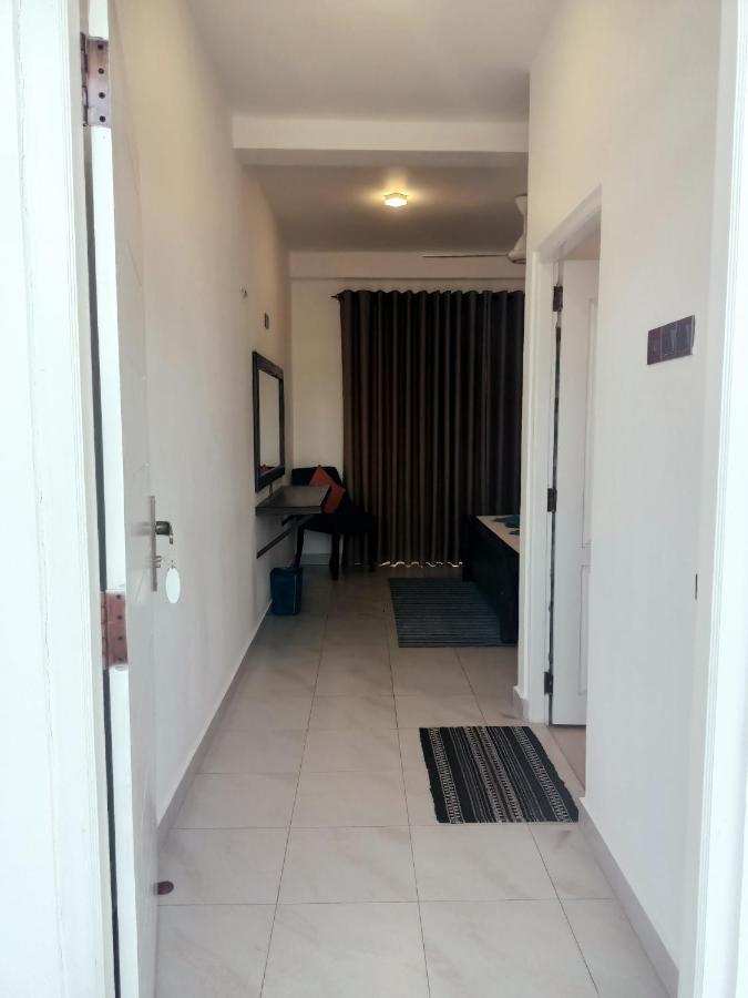 The Bamboo Tree Transit Hotel Katunayaka Ngoại thất bức ảnh