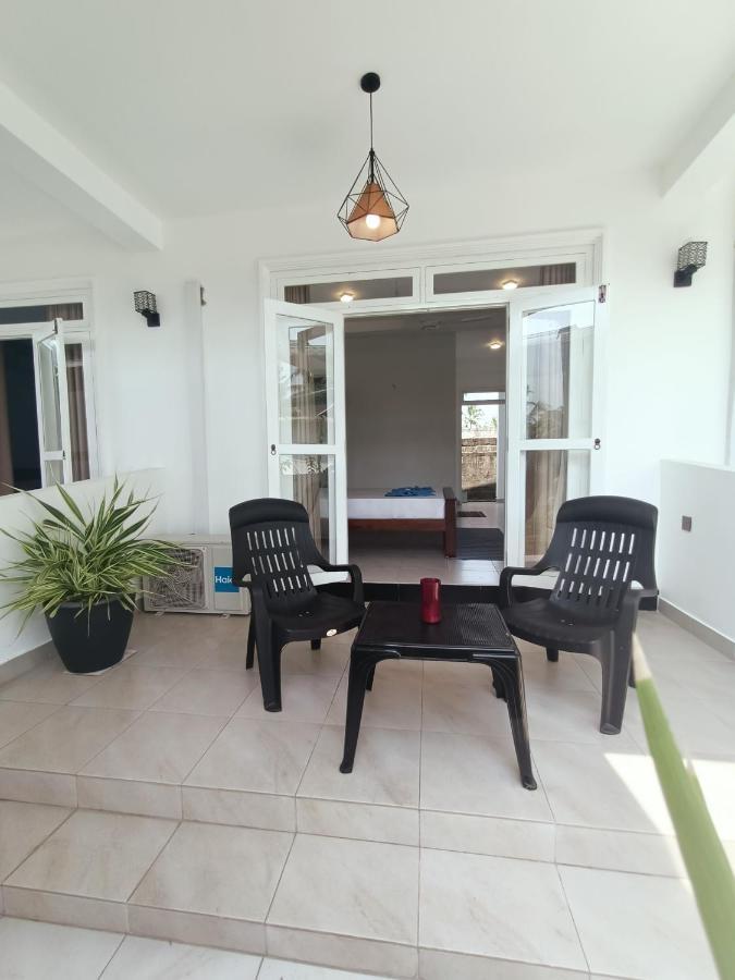 The Bamboo Tree Transit Hotel Katunayaka Ngoại thất bức ảnh