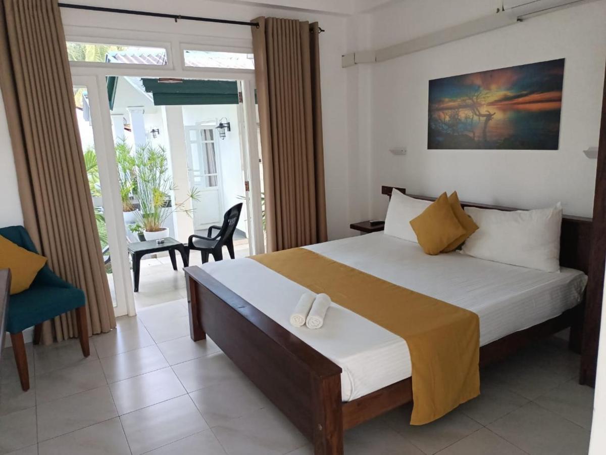 The Bamboo Tree Transit Hotel Katunayaka Ngoại thất bức ảnh