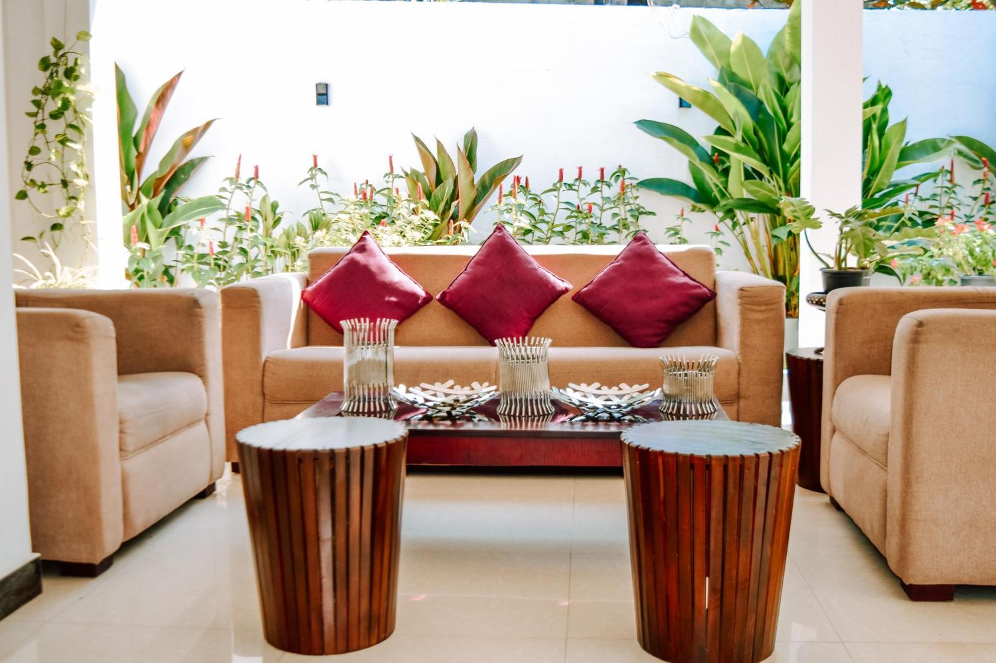 The Bamboo Tree Transit Hotel Katunayaka Ngoại thất bức ảnh